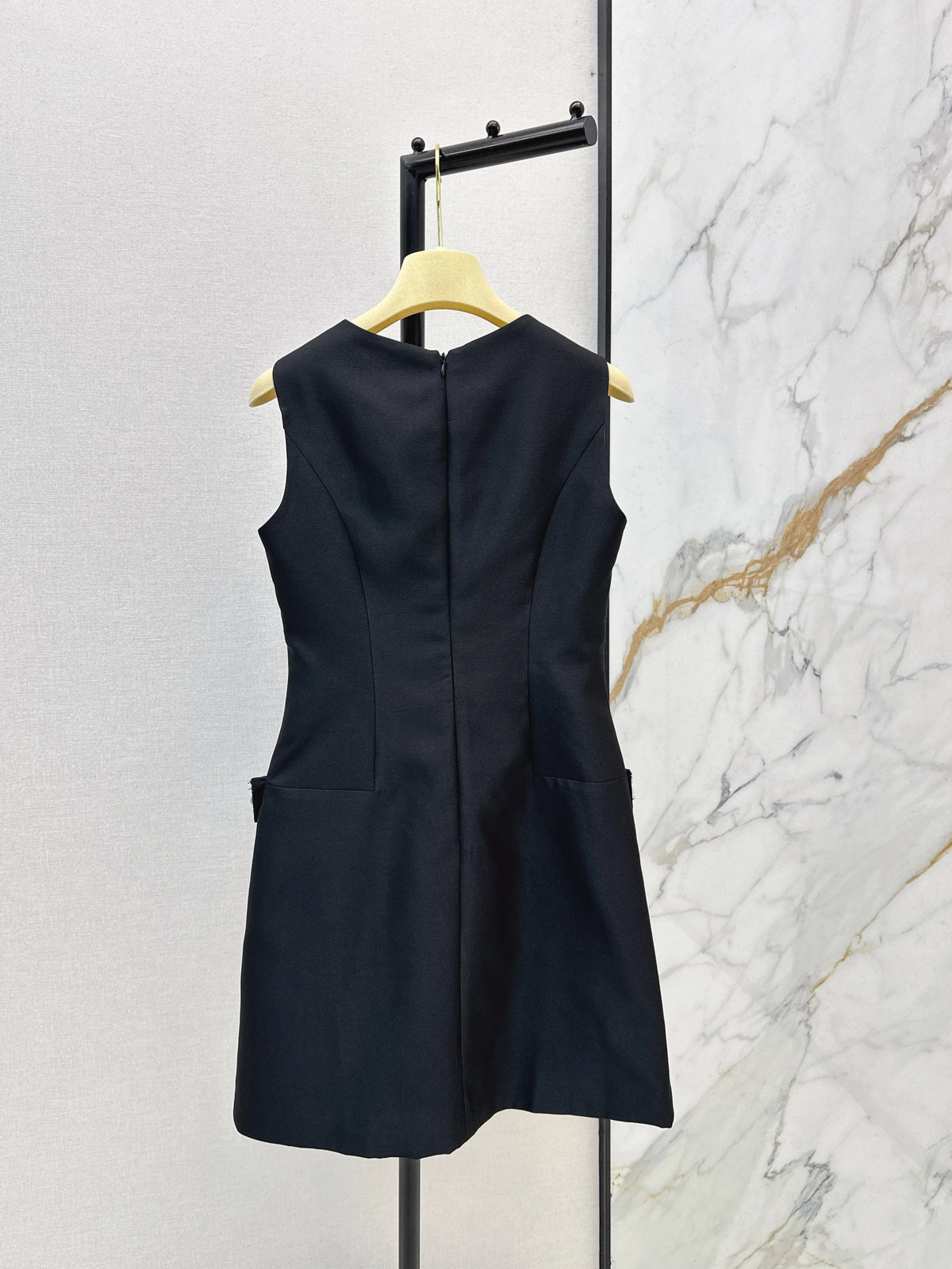 2026 Spring/Summer New Rhinestone Bow Sleeveless Dress - Ladylike Style For Everyday Commute And Parties