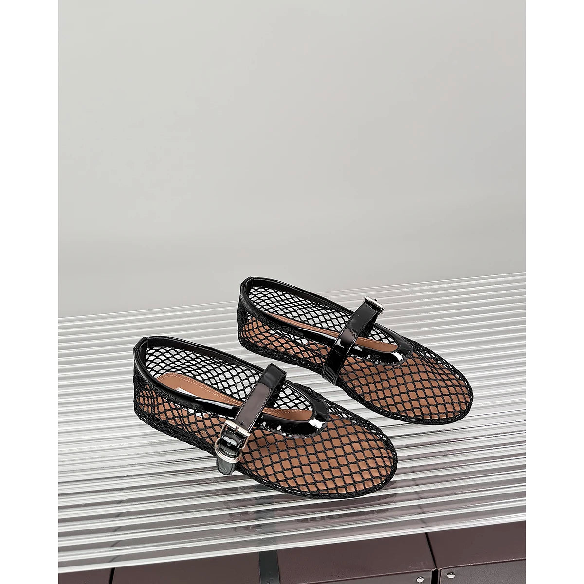 Women Flats Fashion Brand Real Leather Outdoor Flats Comfort Ladies Shoes Rubber Sole Rhinestones crystals design shoes