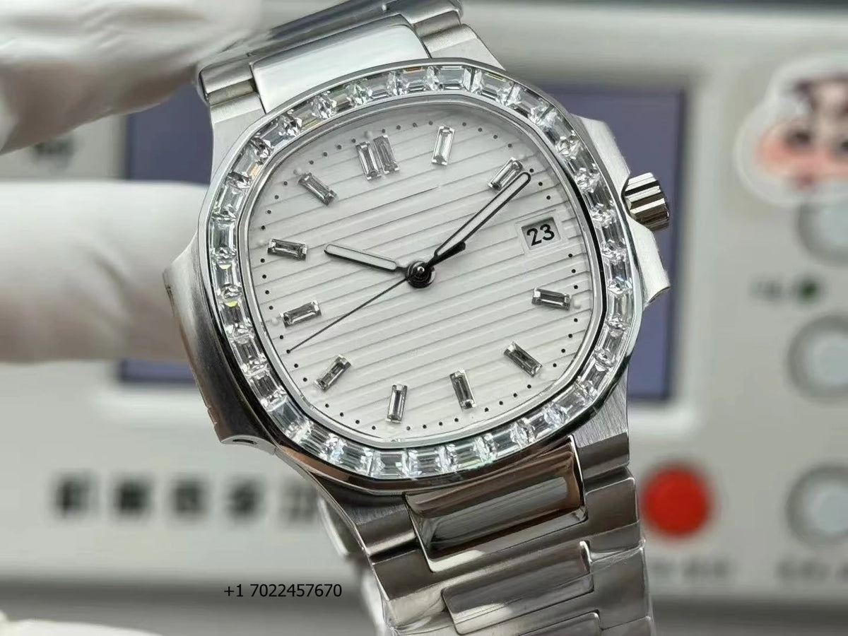 Fashionable, Avant-garde, Luxurious, Diamond-encrusted Bezel, Ultra-thin 8.3mm Diving Date Display Automatic Mechanical Watch