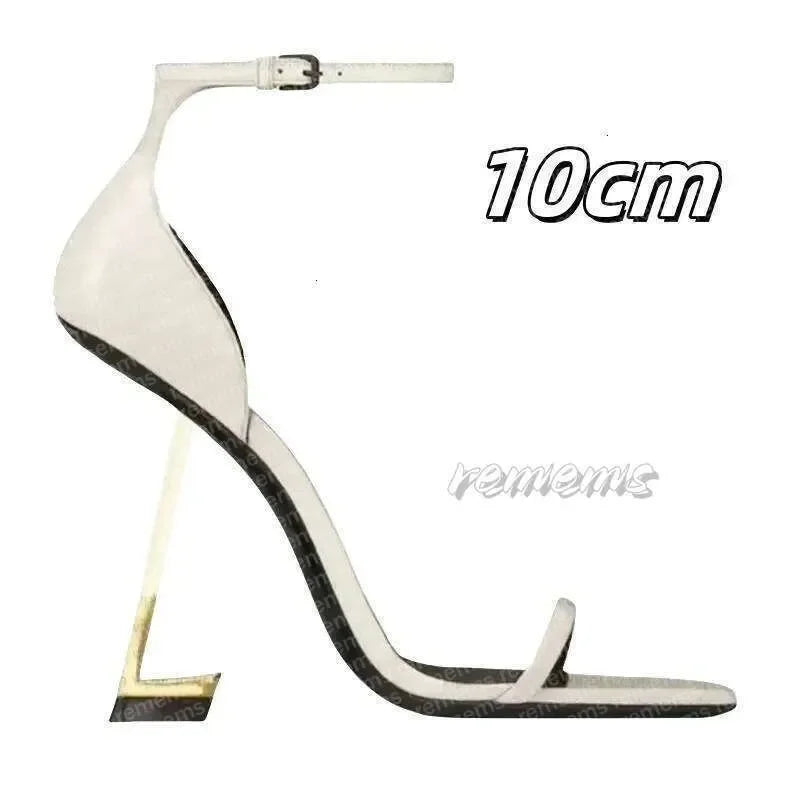 Designers' high heels, women's fishmouth, thin slippers, letters and empty high-heeled sandals, pointed shoes. size 35-41 000