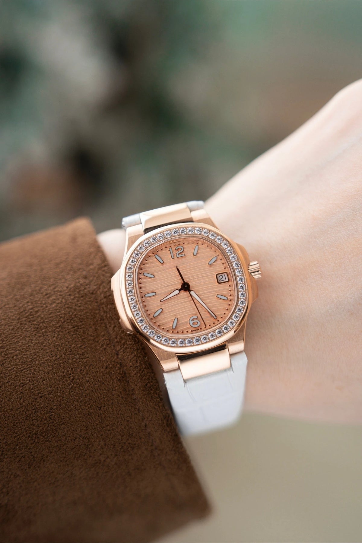 High-end Elegant BD Watch Suitable for Daily Wear Gift Girls