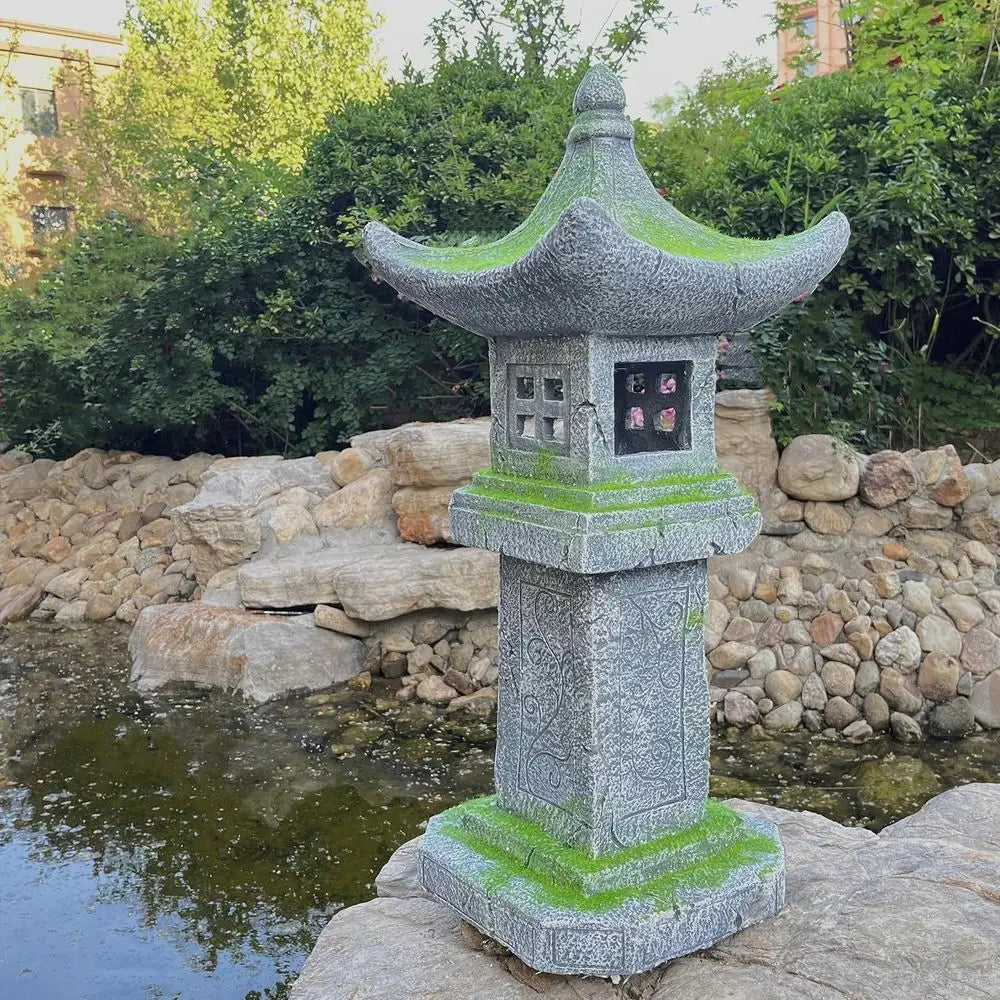 31.5’’High Japanese Pagoda Statue Moss-Covered Retro Miniature Tower Lantern Garden Decoration igurines Outdoor Asian Decoration