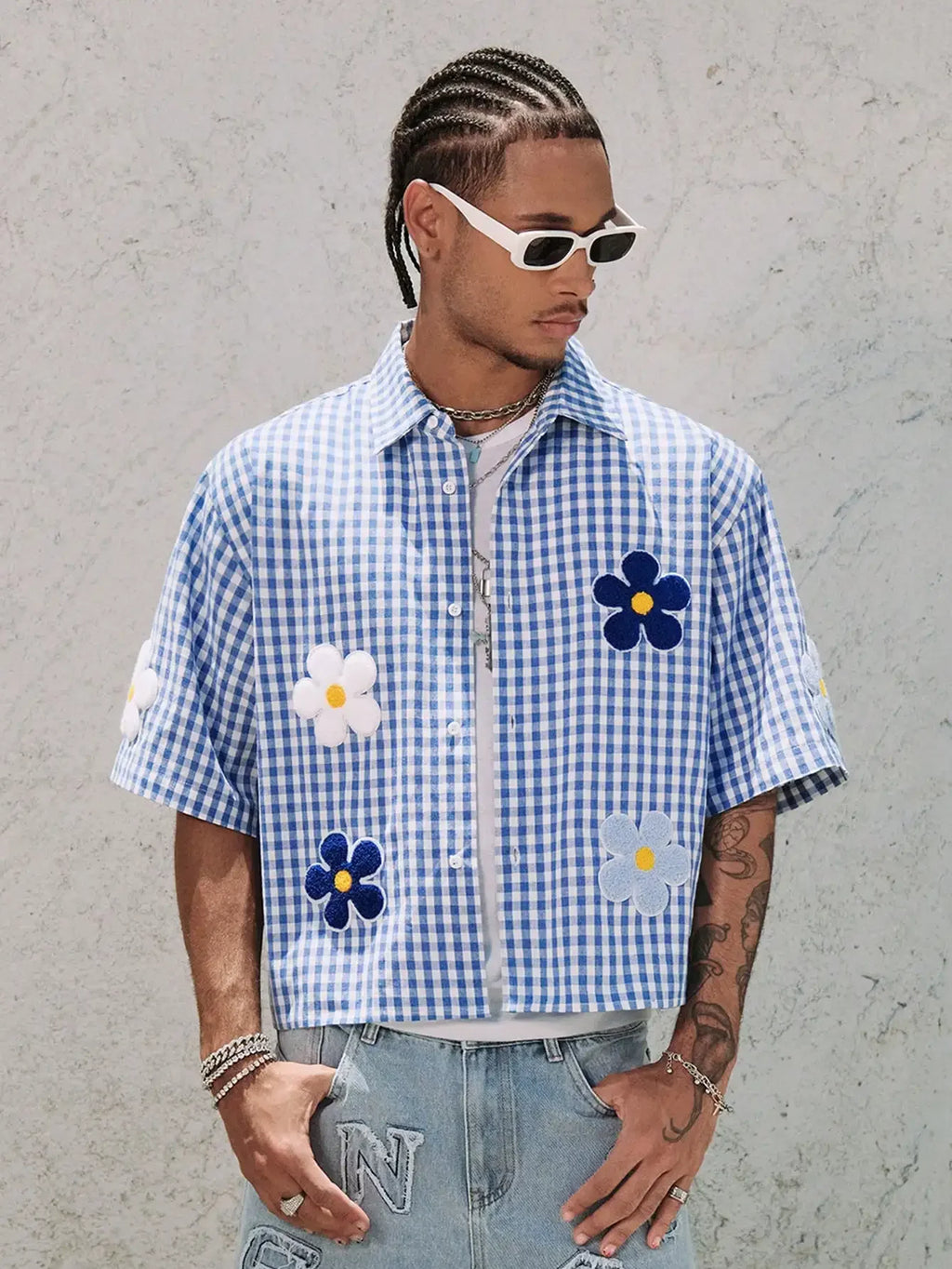 Men's Blue White Gingham Short Sleeve Shirt with 3D Floral Appliqué, Casual Summer Wear