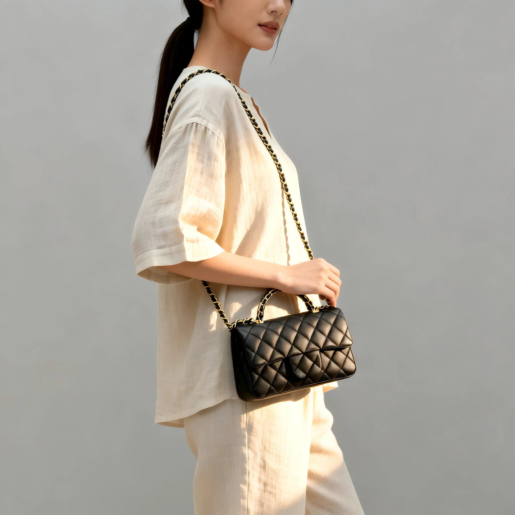 Genuine leather shoulder bag, an elegant quilted genuine leather shoulder bag with a chain strap, women's handbag.