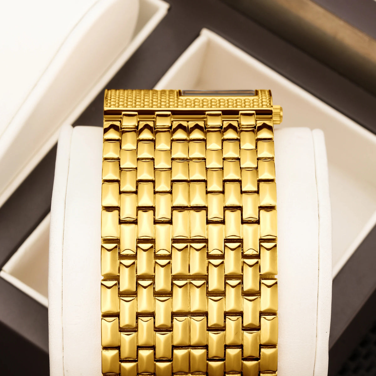 YaLaLuSi Women's Quartz Watch Sculpted Gold Color Elegant Gorgeous Style With Box Watch Remover 2026 Hot New Ion Plating