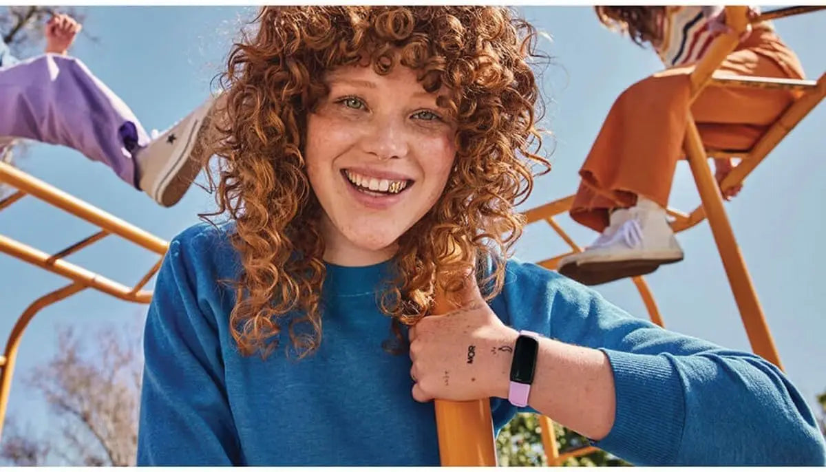 Health & Fitness Tracker with Stress Management, Workout Intensity, Sleep Tracking, Heart Rate Monitor, Lilac Bliss/Black