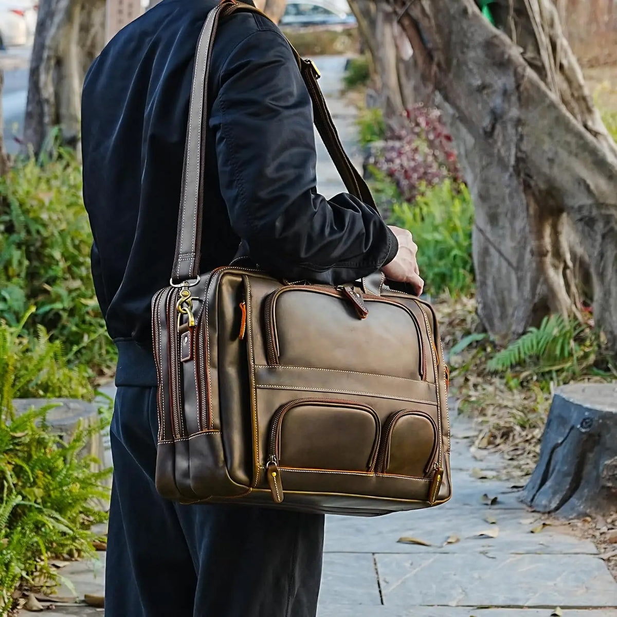 17'' Large Leather Laptop Briefcase for Men, Durable Business Messenger Bag with Full Grain Cowhide
