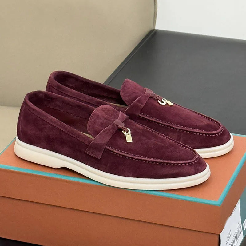 Designer Style 2026 New Classic British Style Loafers Fringed Metal Buckle One Pedal Flat Couple Shoes