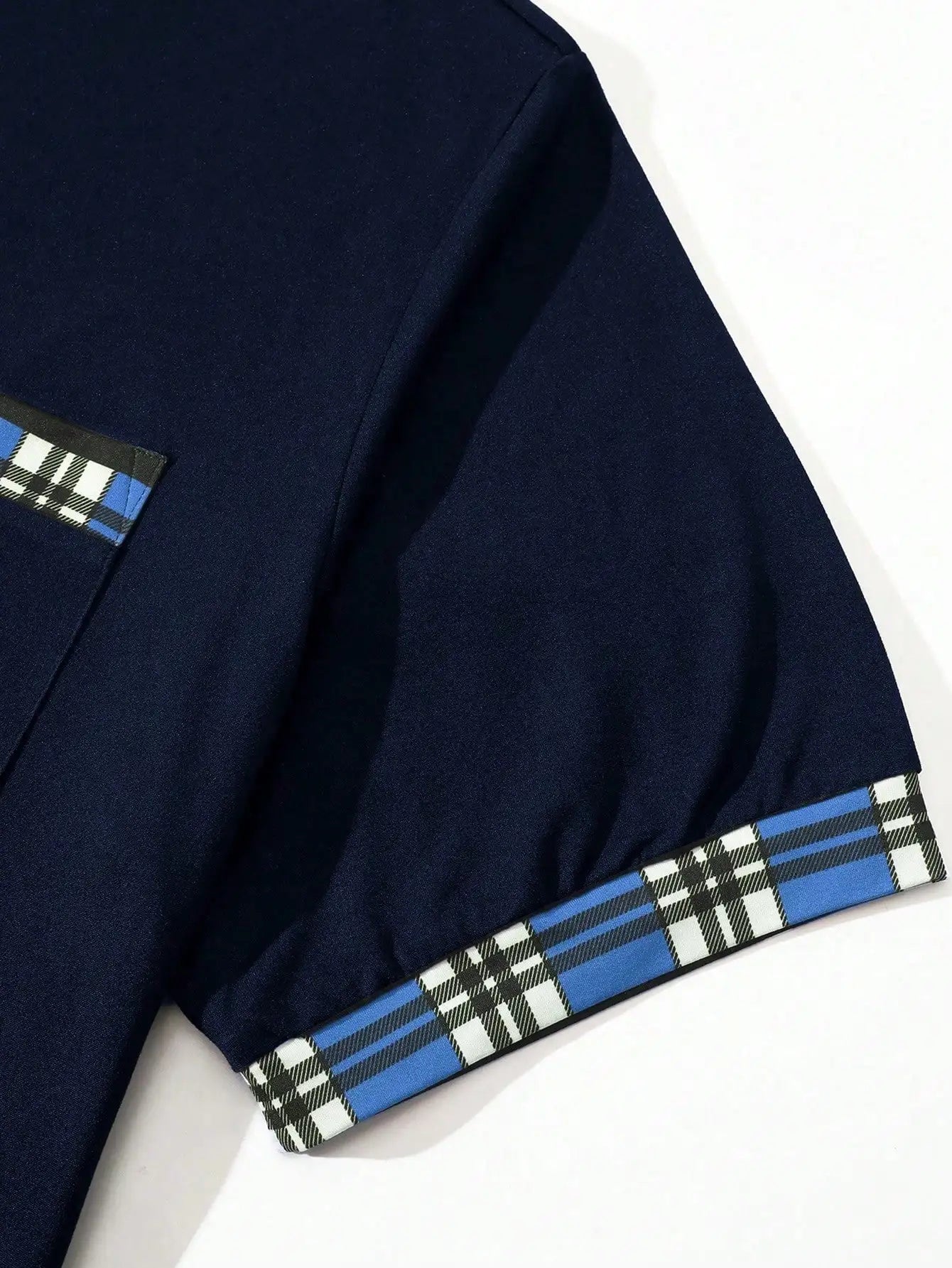 Navy Blue Men's Short Sleeve Polo Shirt with Plaid Trim Collar and Cuff