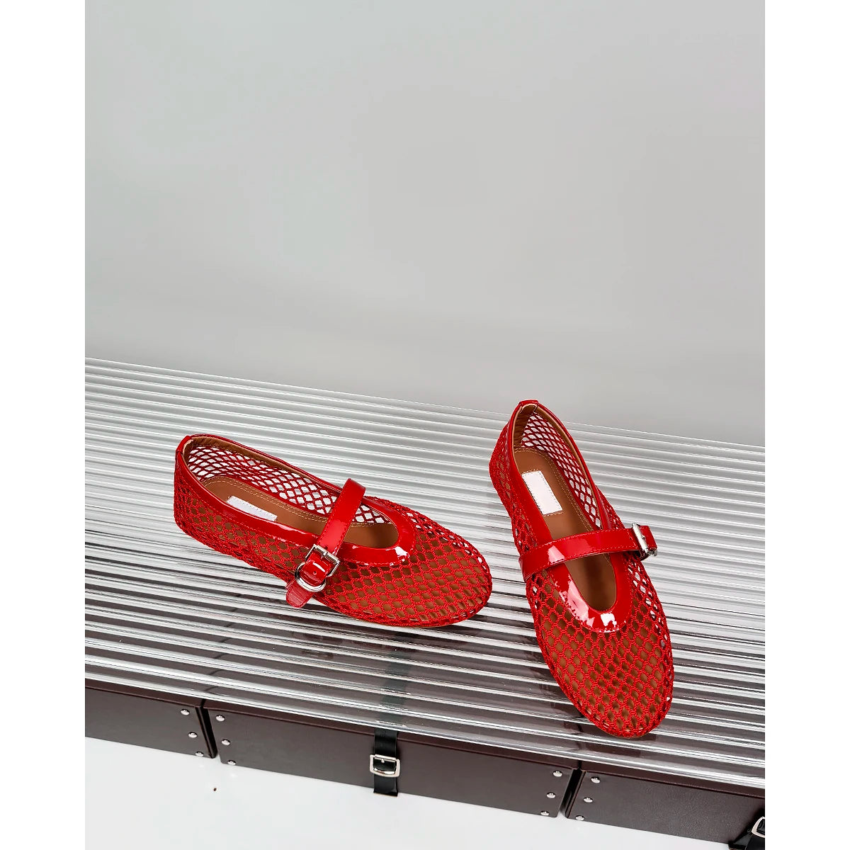Women Flats Fashion Brand Real Leather Outdoor Flats Comfort Ladies Shoes Rubber Sole Rhinestones crystals design shoes