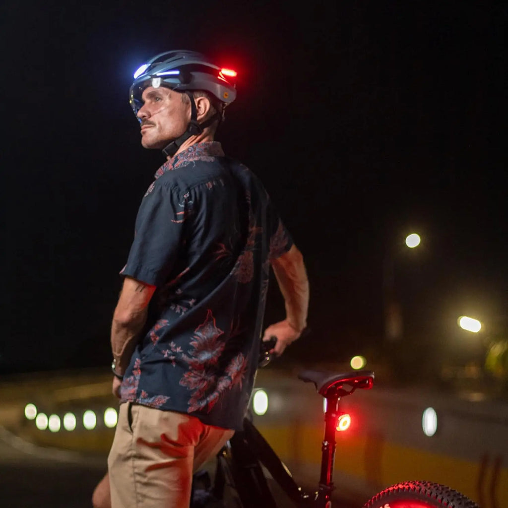 Smart E-Bike Helmet with LED Lights, Retractable Shield & App Control for Cycling Safety