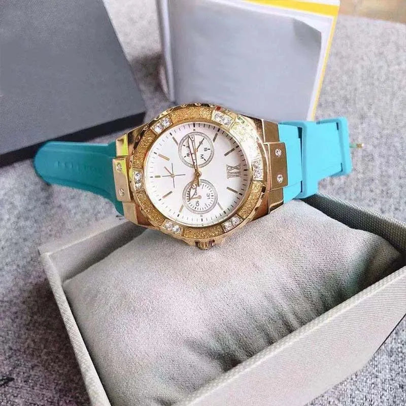 Luxury Quartz Watch Set Stainless Steel Case Silicone Strap Chronograph Diamond Dial Waterproof Couple Wristwatch Women