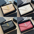 Everyday Evening crossbody bag Gold chain strap bag Clutch bag Travel-friendly compact bag Convertible bag women's bag