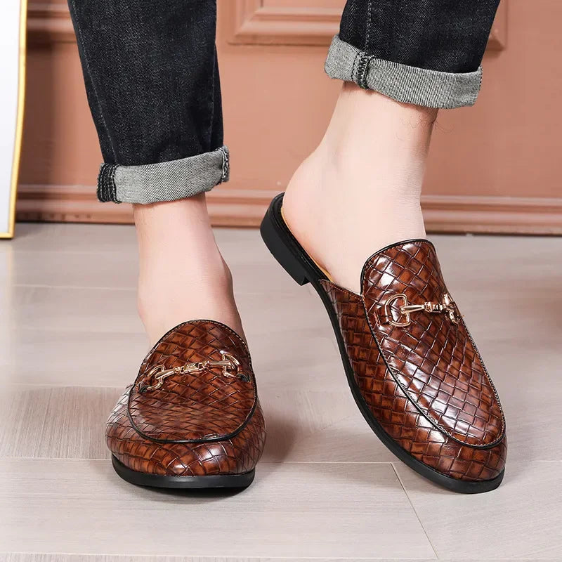2025 new versatile slippers men's sandals men's shoes are breathable and non-smelly foot toe bagged men's half slippers one foot