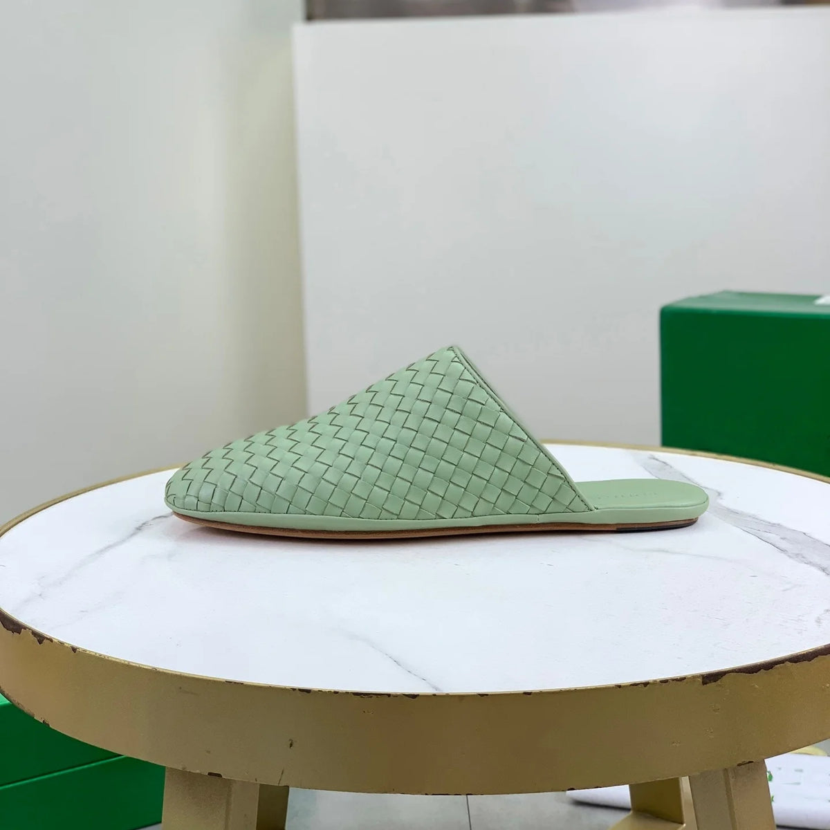 Women's Summer New Fashion Woven Closed-Toe Slippers, Comfortable and Lightweight, Trendy Couple Slippers, Men's Slippers