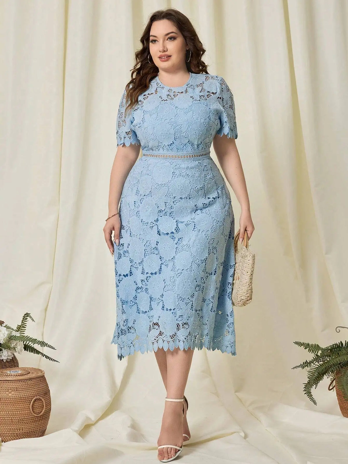 Plus Size Elegant Lace Waist Cinched Dress For Summer Wedding Guest