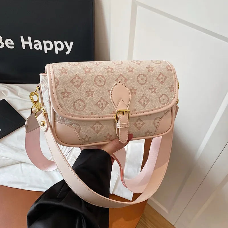Free delivery designer shoulder bag Fashionable women's crossbody bag with unique personality and design