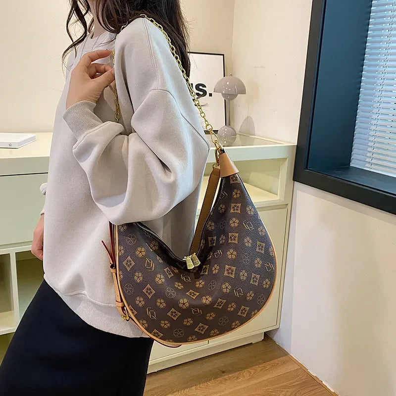 Free shipping Designer Patterned Hobo Bag with Chain Detail & Adjustable Strap Fashion Stylish Versatile Trendy Women's Handbag