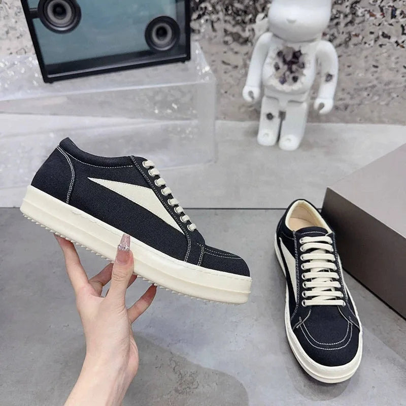 2026 Unisex Thick Sole Leather Sneakers Black White Lace-Up Dark Street Style High Fashion Casual Skate Shoes Premium Quality