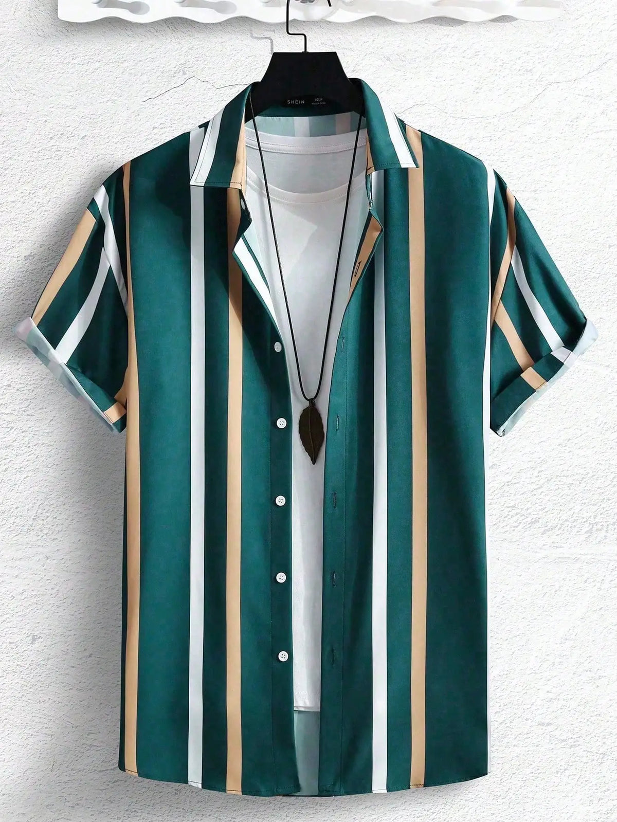 Men's Short Sleeve Button-Up Shirt with Vertical Stripe Print, Casual Vacation Style