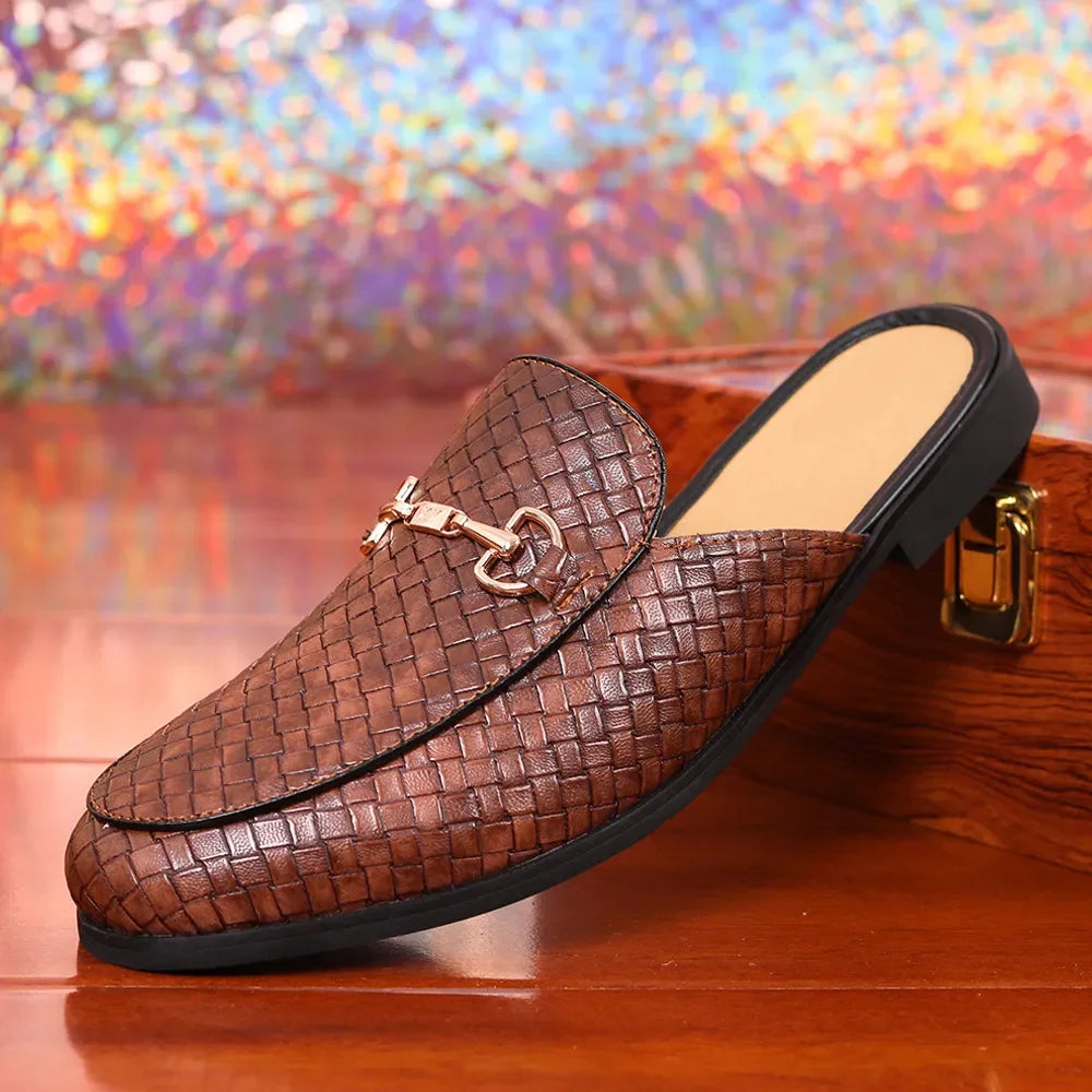 2025 new versatile slippers men's sandals men's shoes are breathable and non-smelly foot toe bagged men's half slippers one foot