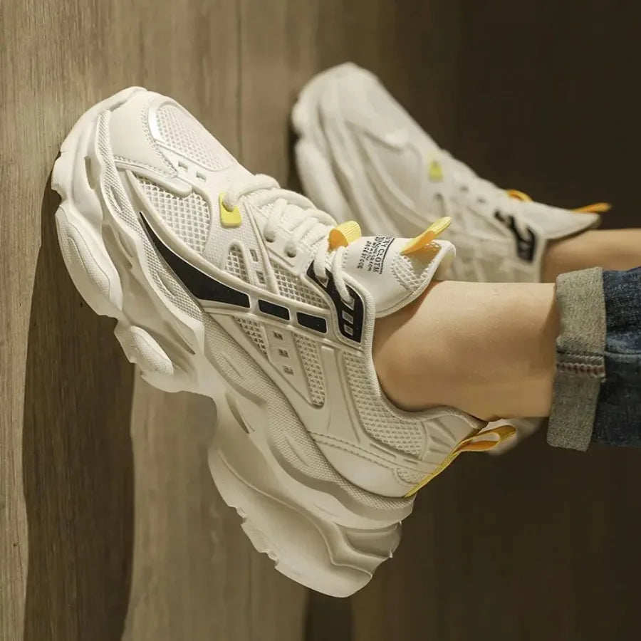 Sports Fashion Shoes Versatile for Outdoor Hiking Comfortable Fabric Durable Sole.