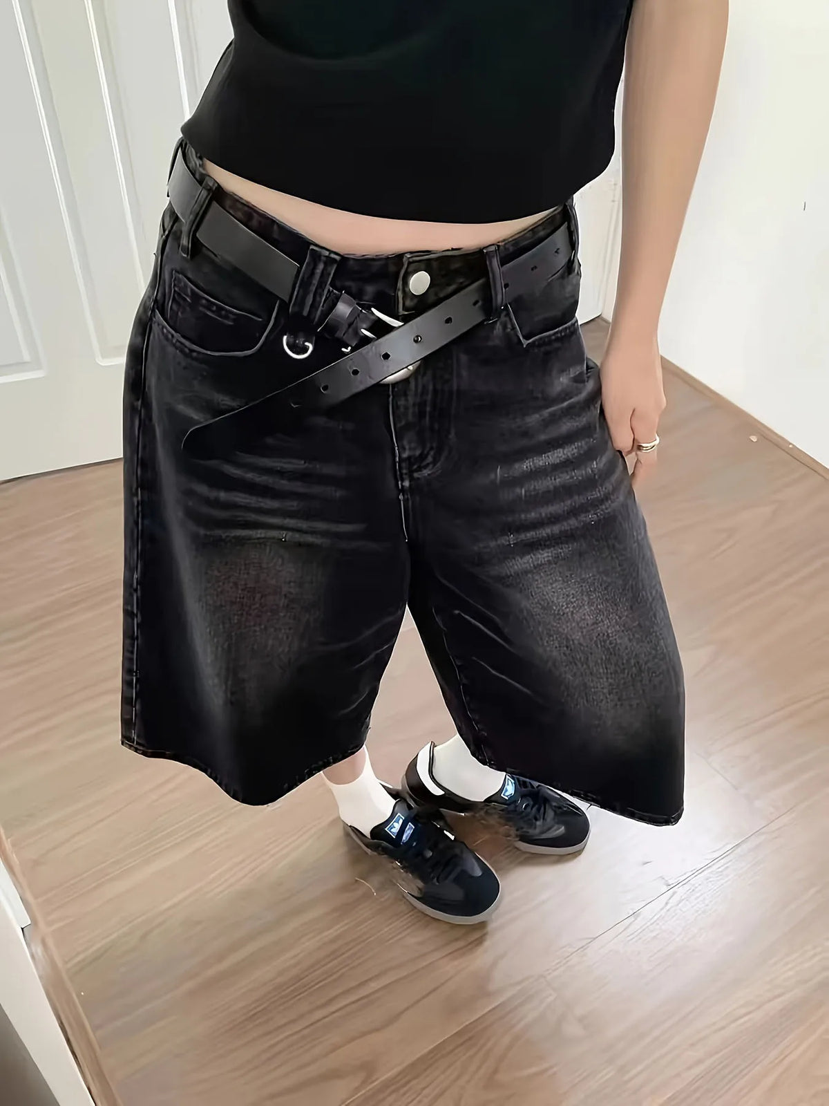 American Street Style Black Denim Cropped Shorts for Women, New Summer Style, Loose Wide-Leg, Slimming Straight Casual Mid-Length Pants