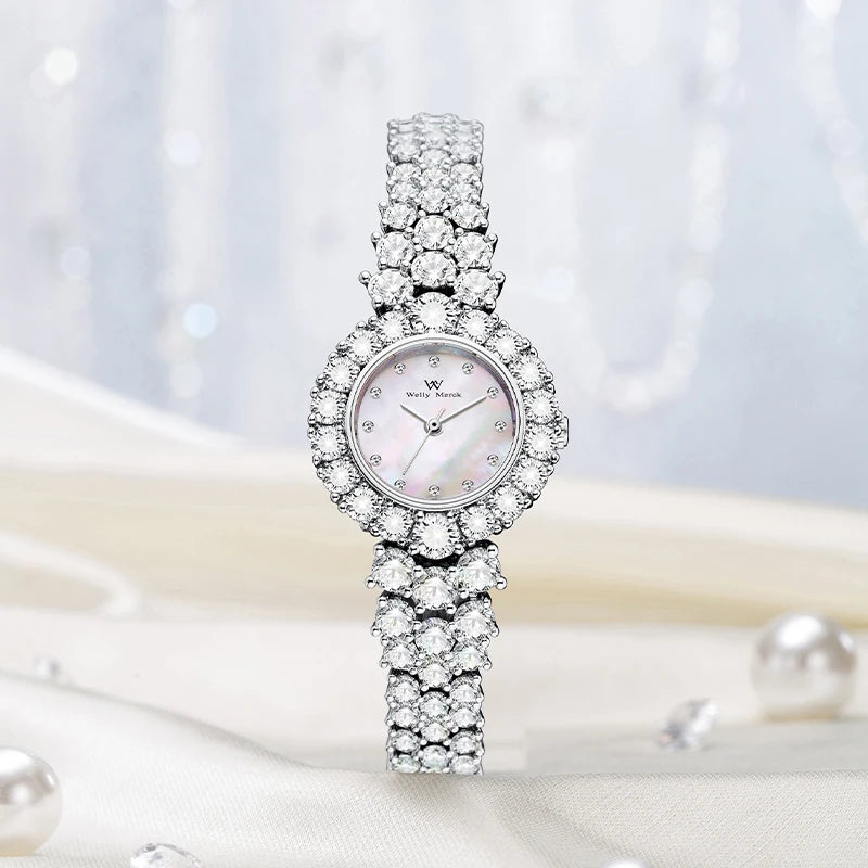 The stars shine brightly, captivating with their beauty. Flashing Collection Little Star New Model Women’s Quartz Watch WM089