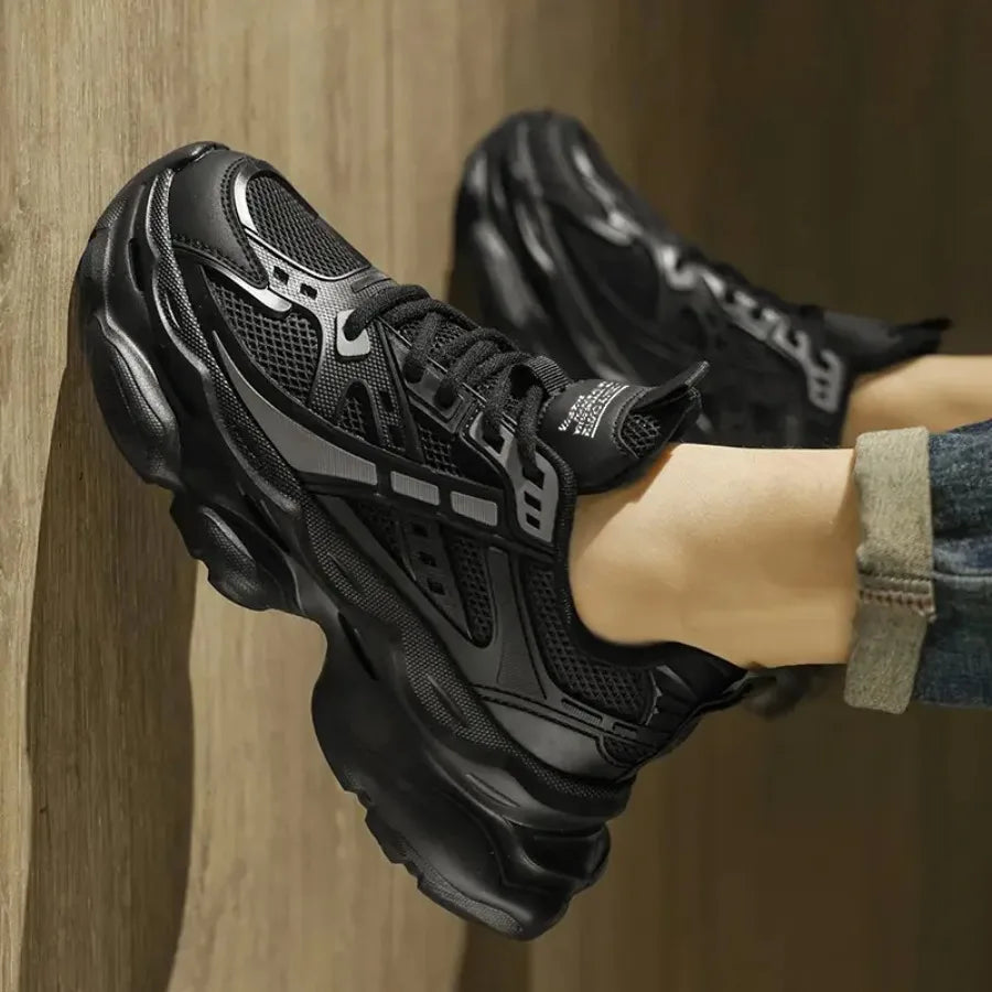 Sports Fashion Shoes Versatile for Outdoor Hiking Comfortable Fabric Durable Sole.