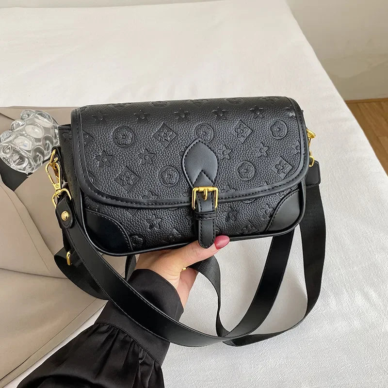 Free delivery designer shoulder bag Fashionable women's crossbody bag with unique personality and design
