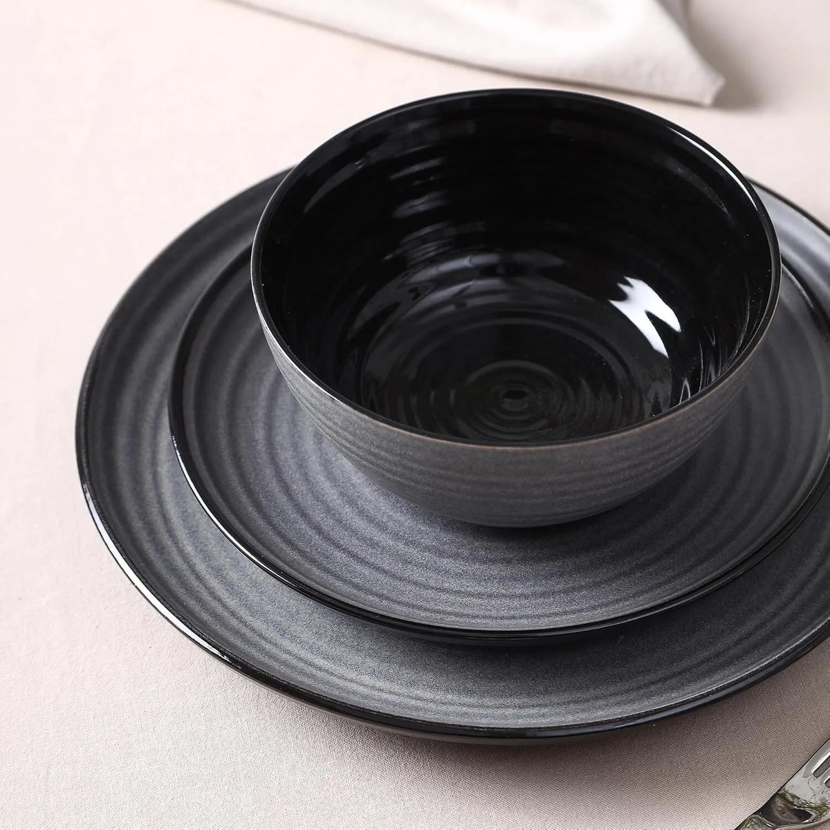Ceramic Tableware Set12 Piece Stone Lain Dua Dinnerware Set Ceramic Plates and Bowls for Modern Dining