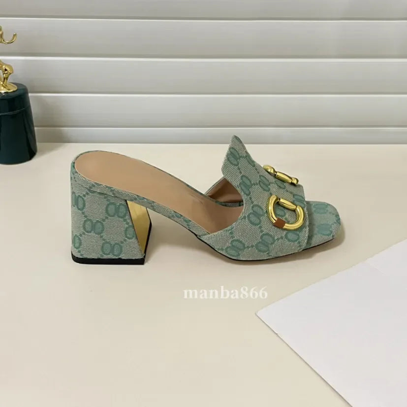 2025 Luxury Designer Sandals High Mid Low Heels Female Sandale Womens Fashion Luxe Leather Casual Summer Shoes Slides Slippers P