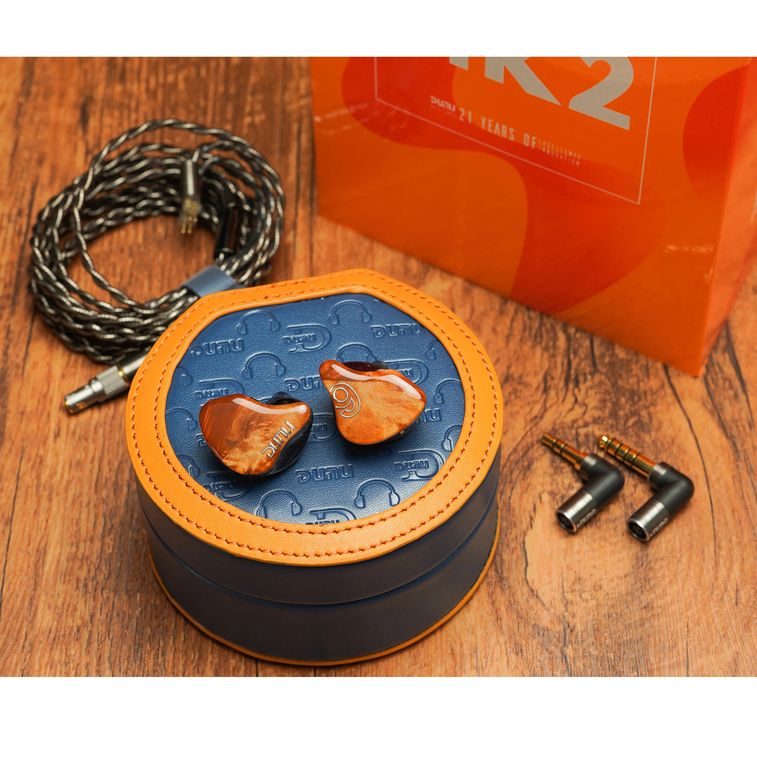 DUNU SA6 MK2 / 6 Balance Armature Drivers in-ear earphone /2 Tuning Switch headphones