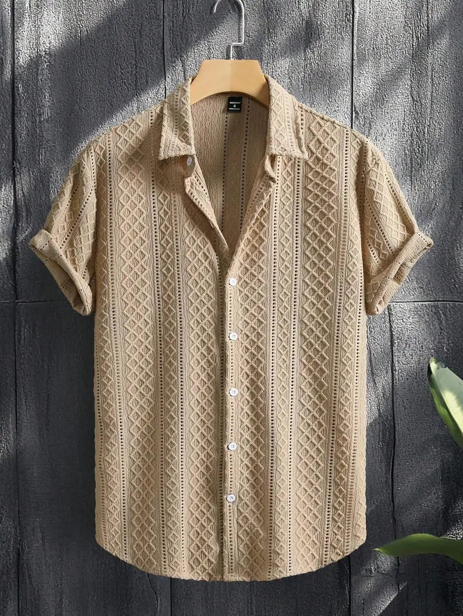 Men's Casual Short Sleeve Shirt with Textured Diamond Pattern, Lightweight Breathable Fabric for Summer Vacation