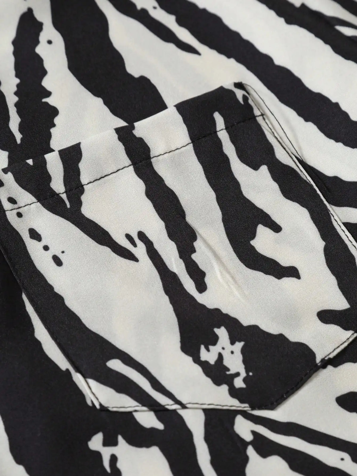 Men's Casual Short Sleeve Shirt with Bold Zebra Print Pattern