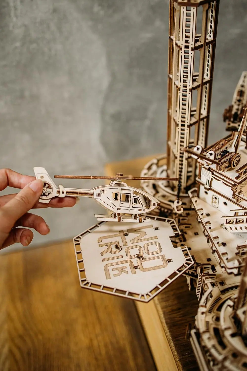 Interactive Movable Offshore Rig Platform Wooden 3D Puzzles for Adults - DIY Engineering Model Kits