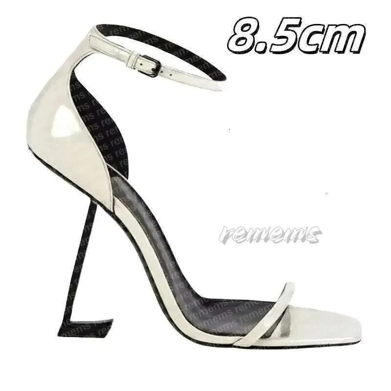 Designers' high heels, women's fishmouth, thin slippers, letters and empty high-heeled sandals, pointed shoes. size 35-41 000