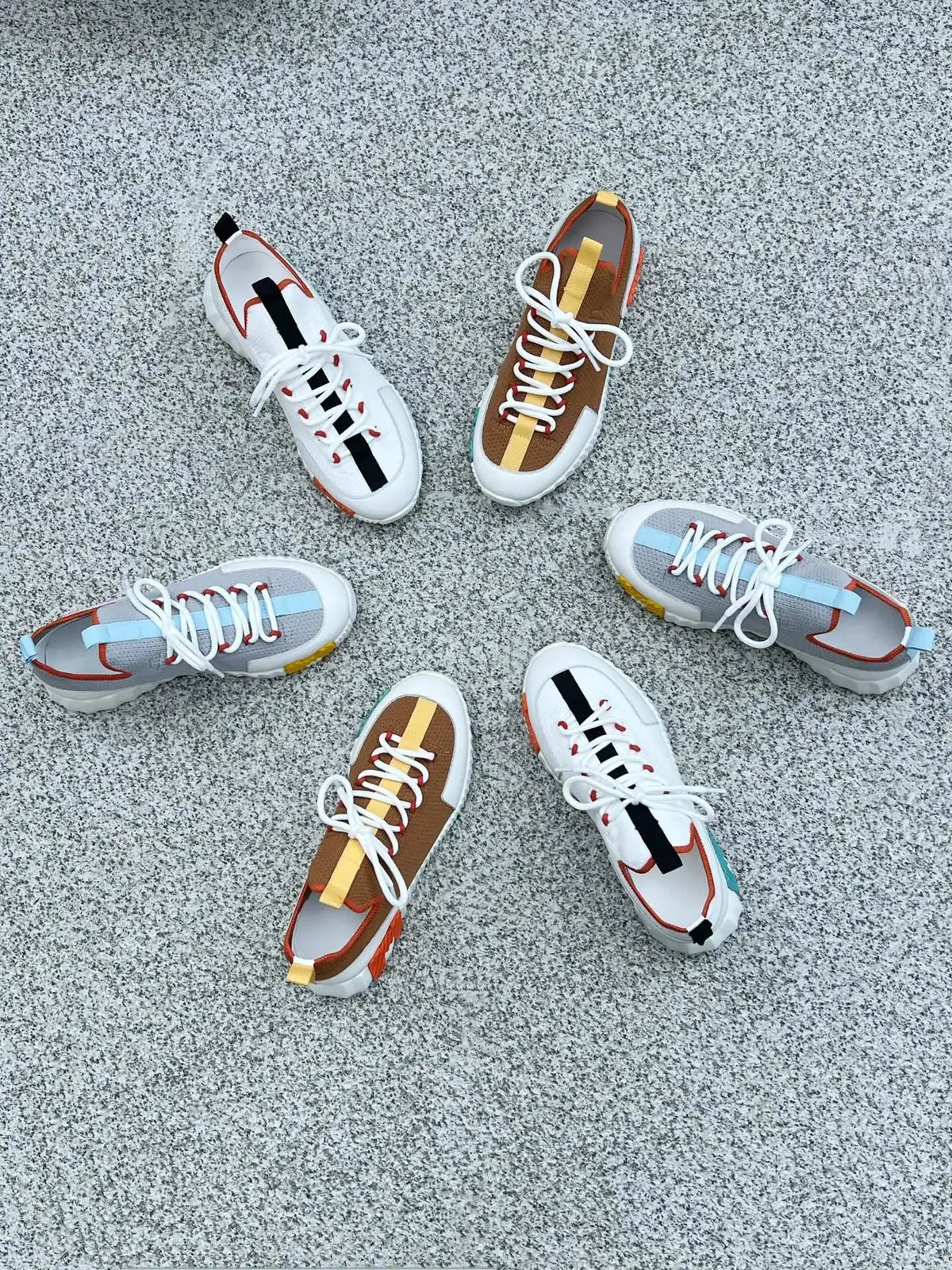 Designer Men's Casual Sport Shoes Versatile Breathable Mesh Upper Trendy Slip-On Board Shoes High-End Sensation White Sneakers