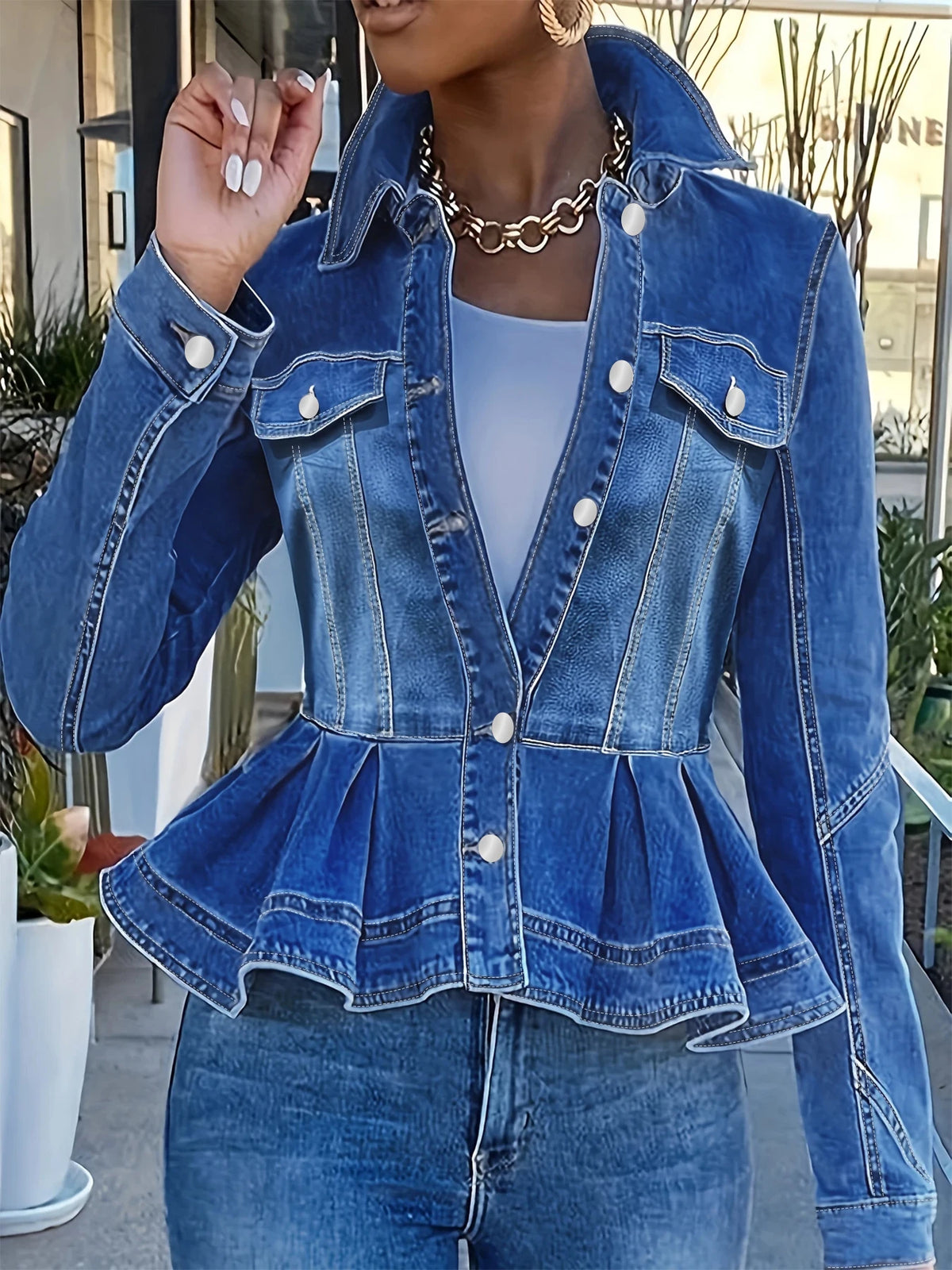 plus Size Women's Short Denim Jacket Elegant Waist-Cinching Design Washed Comfortable plus Size Women's Denim Jacket