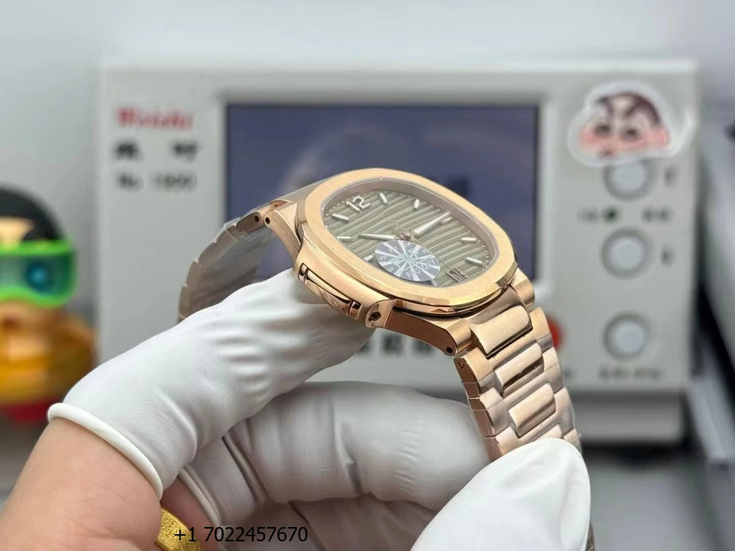 Elegant 35mm Ladies' Luxurious Rose Gold Green Dial 7118 Banquet Business Date Display Automatic Mechanical Watch