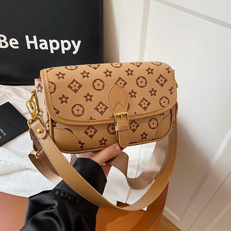 Free delivery designer shoulder bag Fashionable women's crossbody bag with unique personality and design