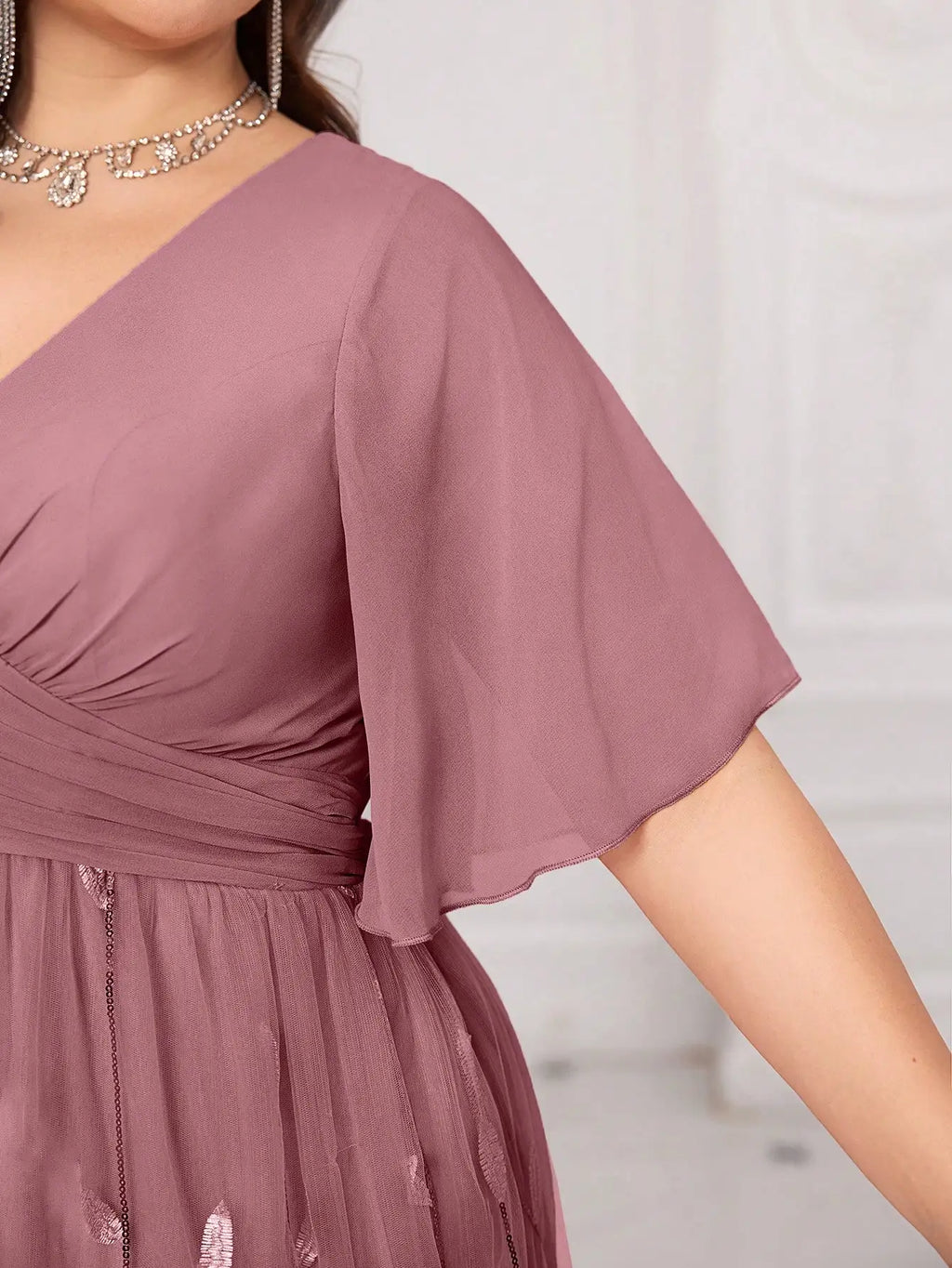 Plus Size V-Neck Flounce Sleeve Leaf Mesh Embroidered Formal Evening Gown
