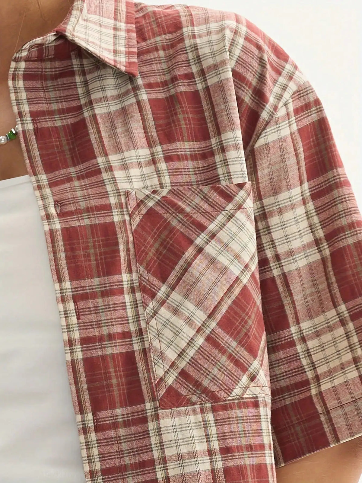 Men's Loose Fit Short Sleeve Plaid Shirt with Button Front