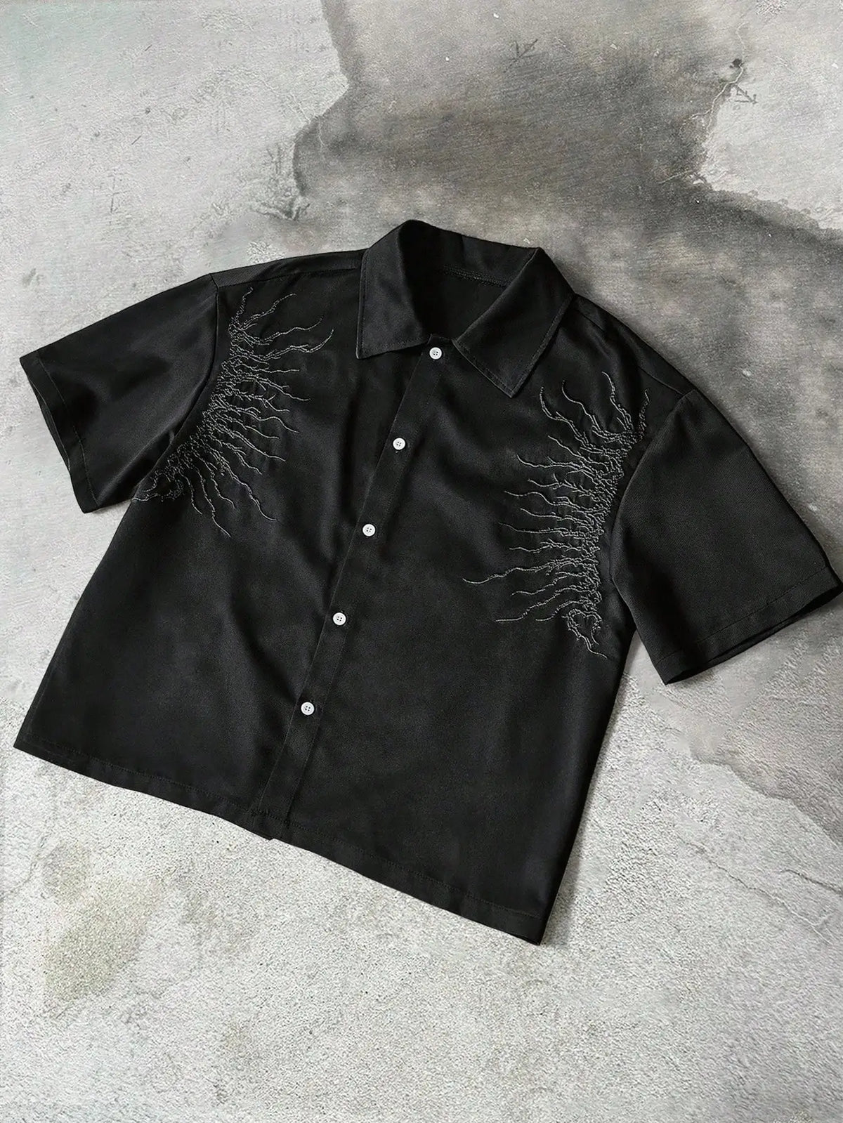 Men's Black Loose Fit Short Sleeve Shirt with Abstract Thread Embroidery, Casual Y2K Style