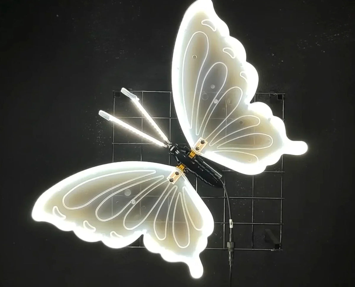 2 Pieces of LED Outdoor Simulation Dynamic Static Butterfly Lights Holiday Party Decorations Party Accessories