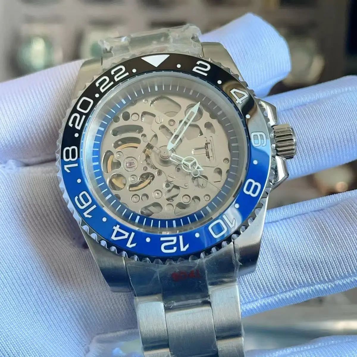 High Quality Customhollow Waterproof Mechanical Watch Sapphire Mirror Men and Women's Nh70 Movement Sports Watch Without LOGO
