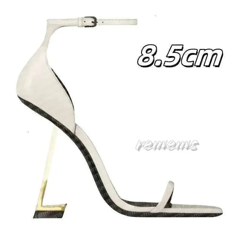 Designers' high heels, women's fishmouth, thin slippers, letters and empty high-heeled sandals, pointed shoes. size 35-41 000