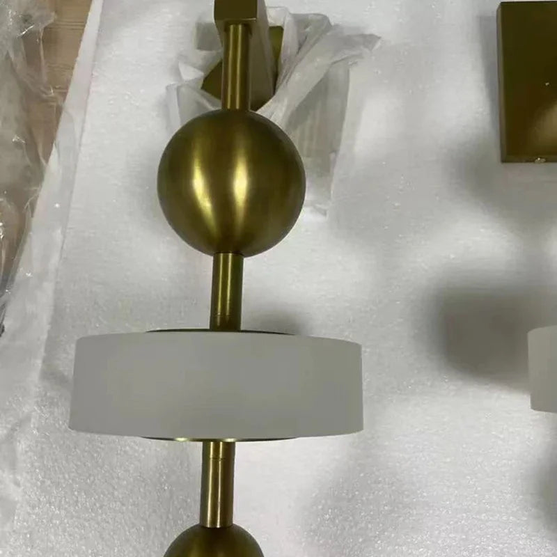 Novelty Brass Wall Light White Acrylic 3 Changeable New Style For Parlor Bathroom Dining Room Bedroom Aisle Dropshipping