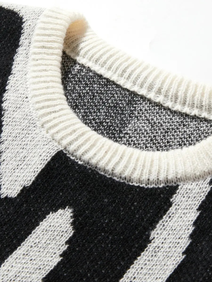Men's Oversized Graphic Knit Sweater with Bold Black Pattern, Fall Winter Casual Wear