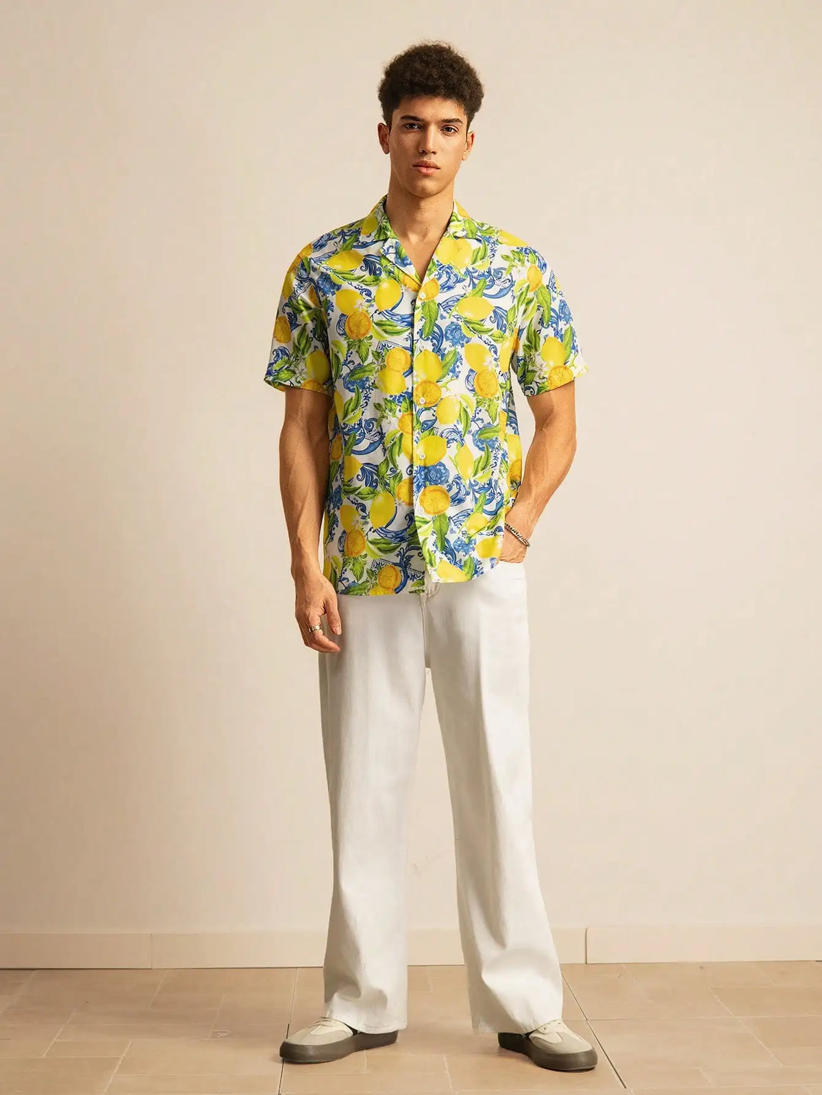 Lemon Print Short Sleeve Button-Down Shirt for Men, Casual Vacation Style